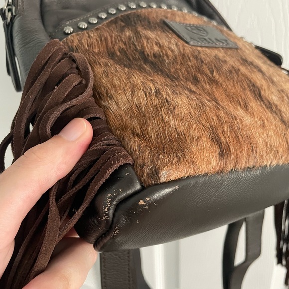 Ariat cowhide backpack - Picture 6 of 9